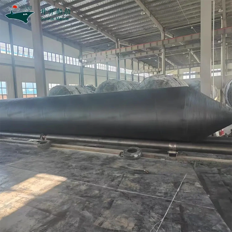 Qingdao Sunkai Marine Supplies Co., Ltd. išdidžiai pristato savo naują produktą: daugiasluoksnę guminę oro pagalvę.